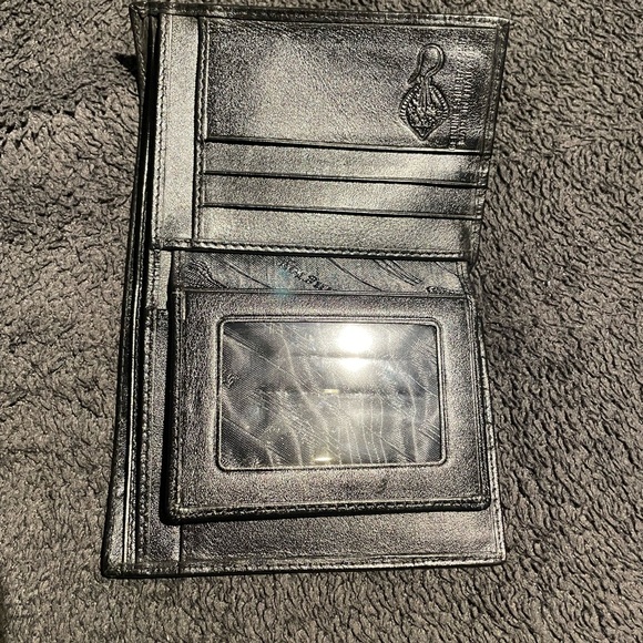 Wallet - Picture 4 of 4